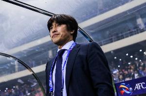 媒体人：徐正源是前任判刑管理层签的合同 合同要求进亚冠续3年